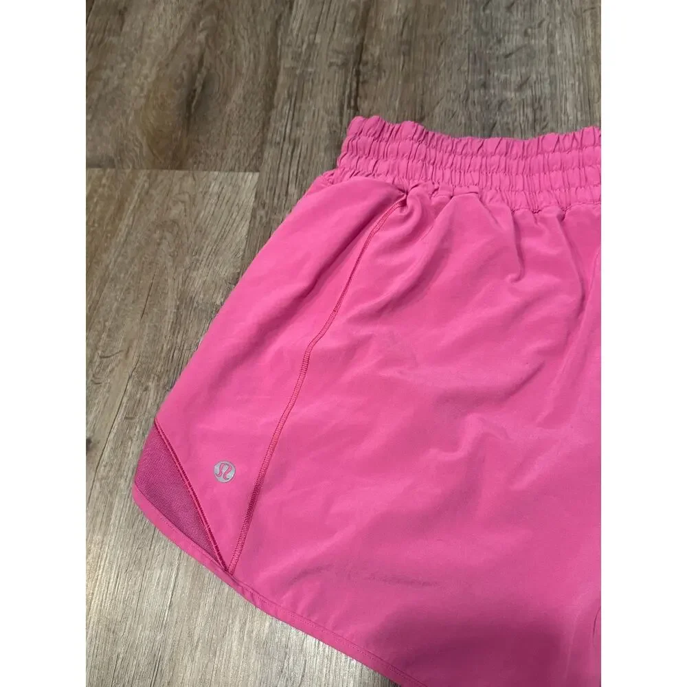 Lululemon Women's Hotty Hot High-Rise Short Size 10 - Picture 4 of 9